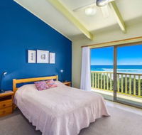 Sandpiper Beach Front House - Internet Find