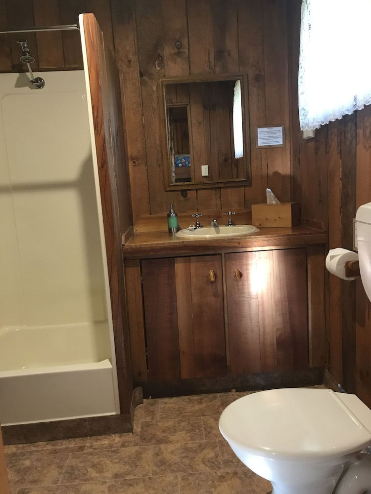 Acacia Hills TAS Renee