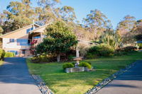 Maria Views Bed  Breakfast
