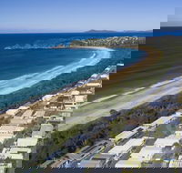Beachfront Hallidays Point - Renee