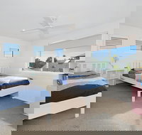 Serenity Lennox Head - Swimm