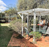 Picnic Point Villas - Renee