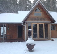 Mud Brick Cottage Cobungra - Renee