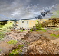 Victoria Accommodation Village - Renee