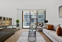 HomeHotel Waterside Luxury  New Residences