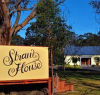 Straw House Farm B  B - Internet Find