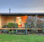 Village Stays Coldstream Gallery Bungalow - Renee
