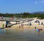 Beachfront 4 25 Willow Street - Internet Find