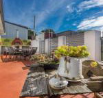 Cradle at Casa Blanca Country Retreat - Renee