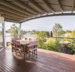 Aqua Vista a stroll to Paynesville forshore - Internet Find