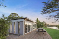 Bluff View River House Stunning Riverfront