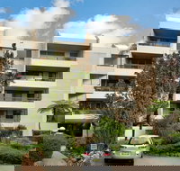 Newly Renovate Immaculate Cremorne One Bedroom Apartment CREM4 - Qld Realsetate