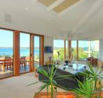 BEDARRA MOLLYMOOK BEACH - Renee
