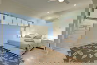 11 Kestrel Place