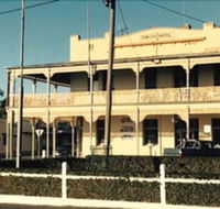 Eureka Hotel and Rainbow Brewery - Renee