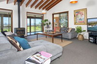 Beach House on Jones Beach Kiama Accommodation