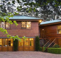 Treetops elegant inviting designer cedar home - Renee