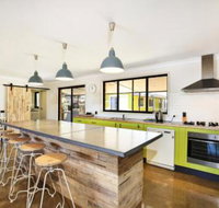 Aloha Pet Family Friendly 10 Min Walk to Beach - Swimm