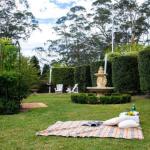 Old Mansfield Loft gardens gazebo  getaways