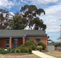 Dunolly Broadway BB - Renee