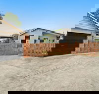 Newcastle Short Stay Apartments - Glebe Road Adamstown - Internet Find