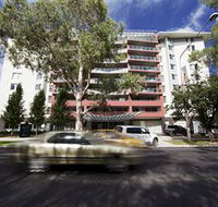 Clifton Suites on Northbourne - Internet Find