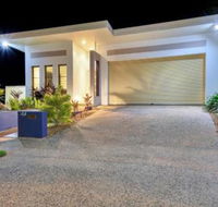 Luxury Darwin City Lights Jacuzzi Central Location Large House New Furnishings - Internet Find