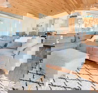 Bush Hideaway - Swimm