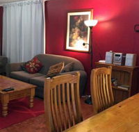 Alexander Cottage - Internet Find