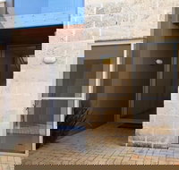 16 Seine Bay Apartment - Renee