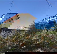 Seaview Retreat - Internet Find