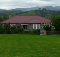 Mansfield Cottage - Renee