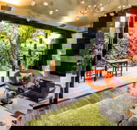 Corinda Contemporary - Renee