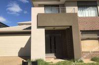 Business in Truganina VIC Renee Renee
