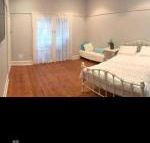 Farm stay on horse property - Internet Find