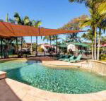 Jacaranda Holiday Park - Internet Find