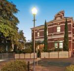 QPO QUEENSCLIFF - Internet Find