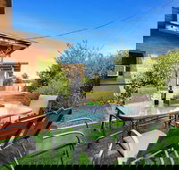 The Gazebo Place - Spacious 4 Bedroom near Murray River - Internet Find
