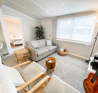 Frangipani Cottage - Internet Find