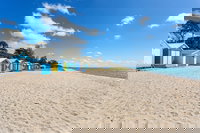 DROMANA Walk to Beach  Shops. Table Tennis  Netflix