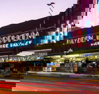 Modern Two Bedroom Apartment with Views HARIS - Qld Realsetate