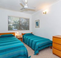 Great Views ground floor unit Clearview Apartments South Esplande Bongaree - Internet Find