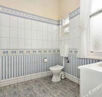 Rose Garden Spacious Family Home Near CBD - Internet Find