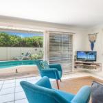 Barefoot in Lennox WiFi Foxtel Pool