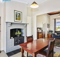 Florio Cottage Port Welshpool - Internet Find