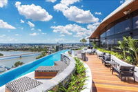 Homely Apartments in Southbank
