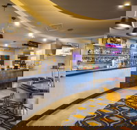 Nightcap at Carlyle Hotel - Swimm