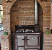 Mount Roland Country Lodge - Renee