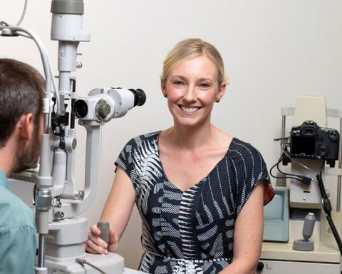 Innisfail Optical - Renee 0