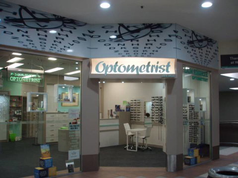 Emslie Ian Optometrist - Renee 4